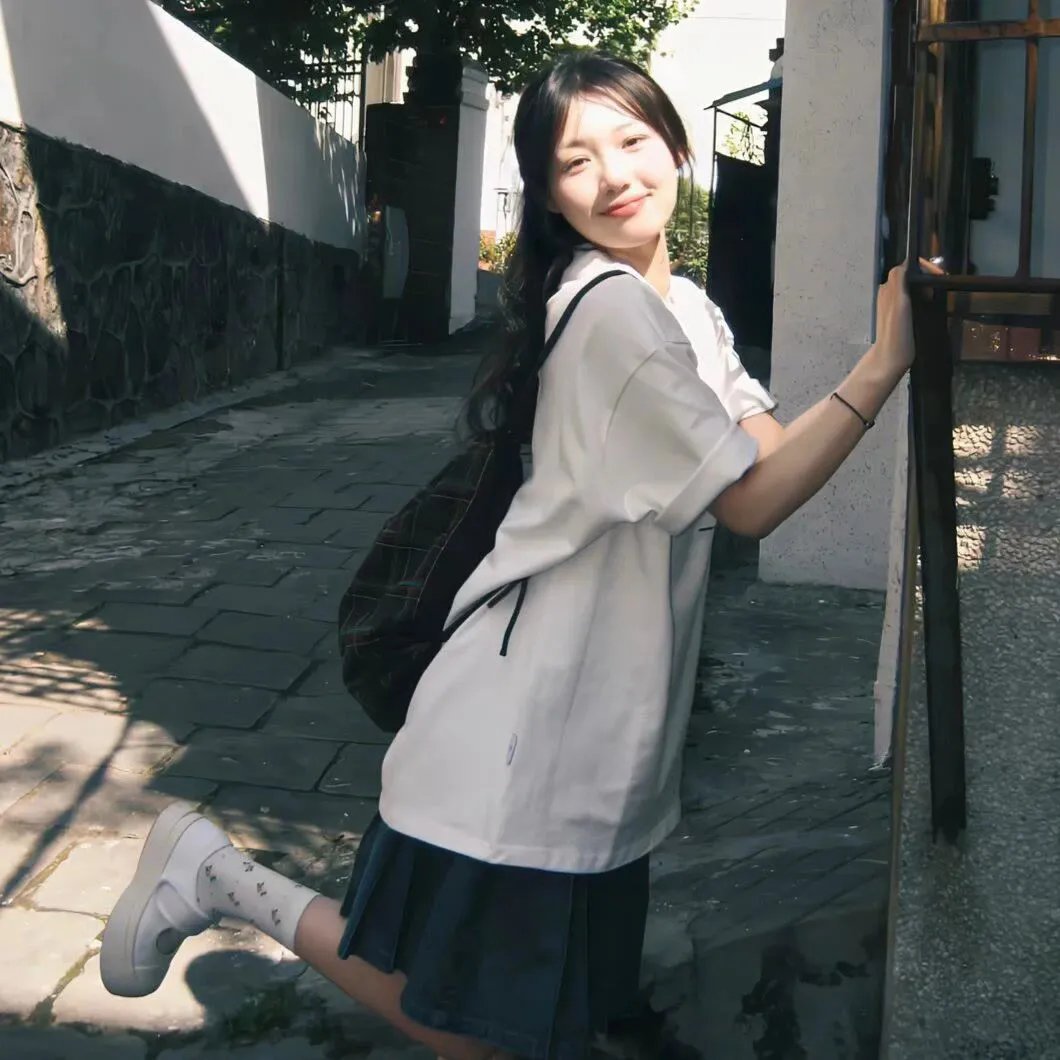 他是谁